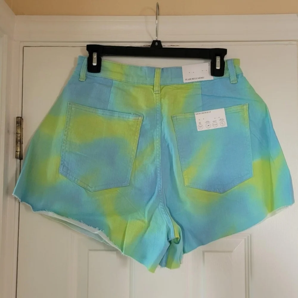 WEWOREWHAT  Blue & Green Tie Dye Women's Cut Off Denim Shorts Size 27/28